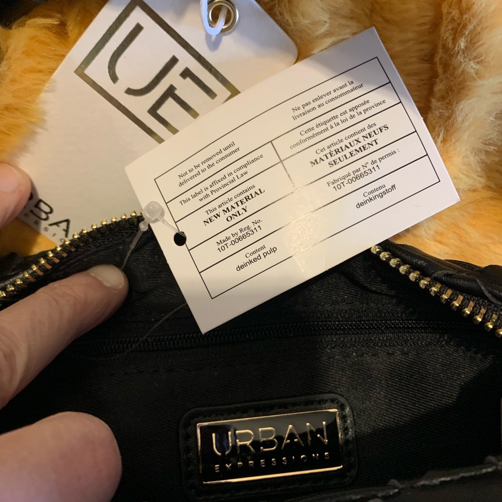NWT Urban Expressions Lizbeth Clutch Black - Picture 2 of 5